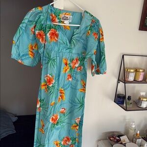 Hilo Hattie muumuu small EUC vintage